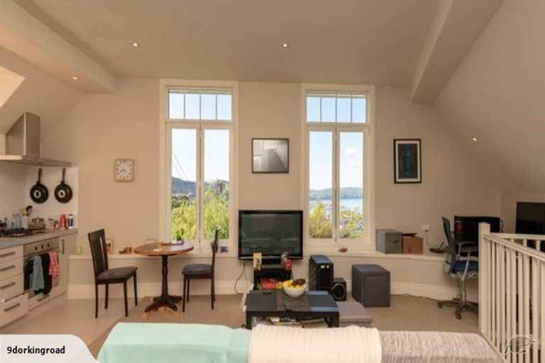 Photo of property in 11 Dorking Road, Brooklyn, Wellington, 6021