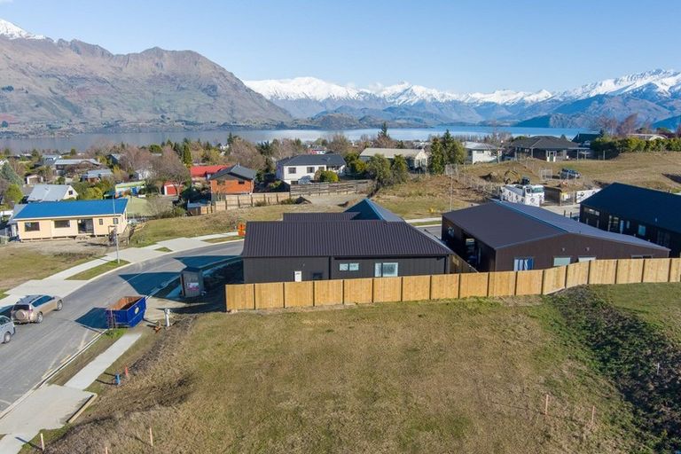 Photo of property in 51 Clearview Street, Wanaka, 9305