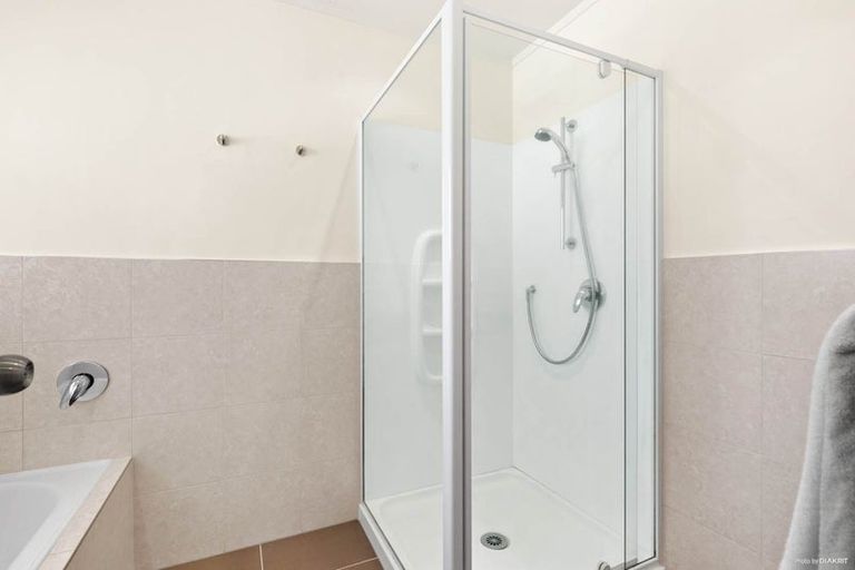 Photo of property in 7 Colleen Norma Place, Half Moon Bay, Auckland, 2012