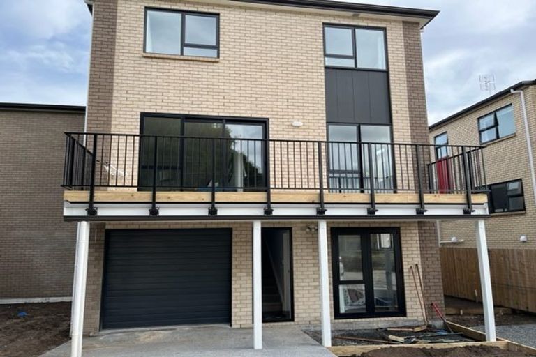 Photo of property in 15 Tuhono Street, Manukau, 2104