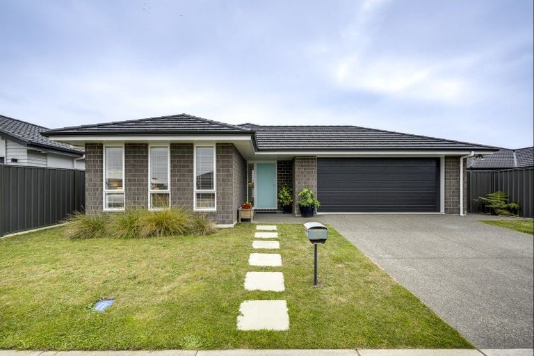 Photo of property in 26 Hurunui Drive, Te Awa, Napier, 4110