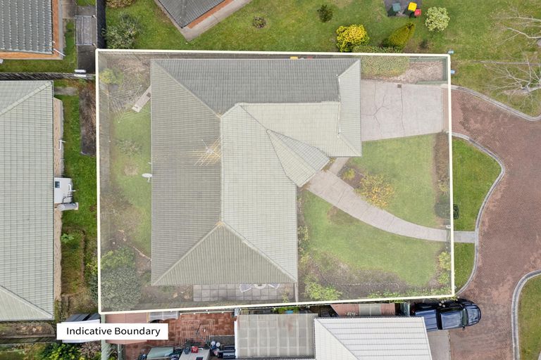 Photo of property in 57 Carisbrook Crescent, Papakura, 2110