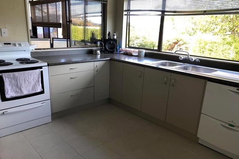 Photo of property in 1/16 Isobel Street, Acacia Bay, Taupo, 3330