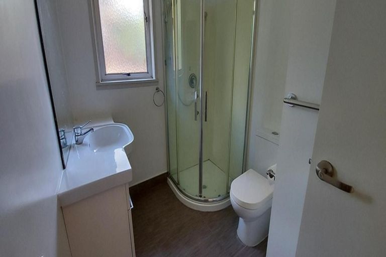 Photo of property in 23 Mawney Road, Henderson, Auckland, 0610