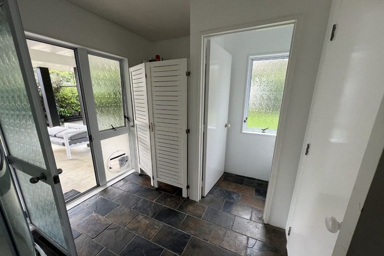 Photo of property in 1/6 Brown Street, Manly, Whangaparaoa, 0930