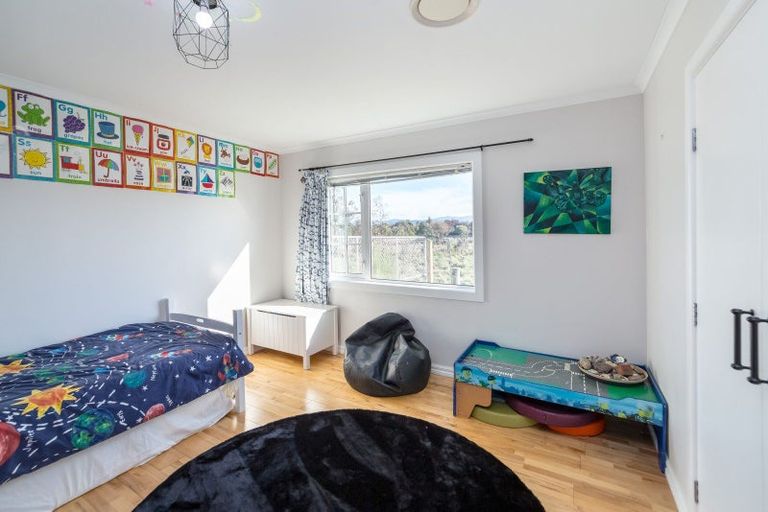 Photo of property in 31 Otawa Drive, West Taratahi, Masterton, 5887