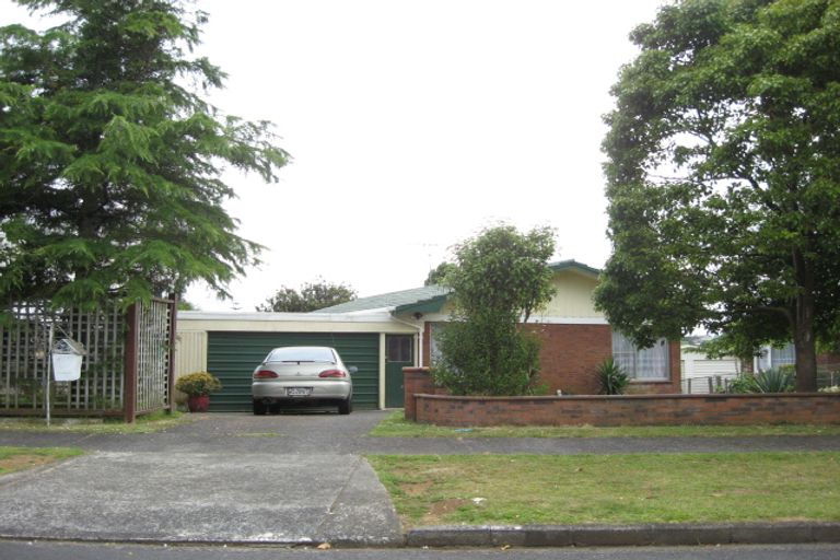 Photo of property in 15 Richardson Avenue, Pukekohe, 2120