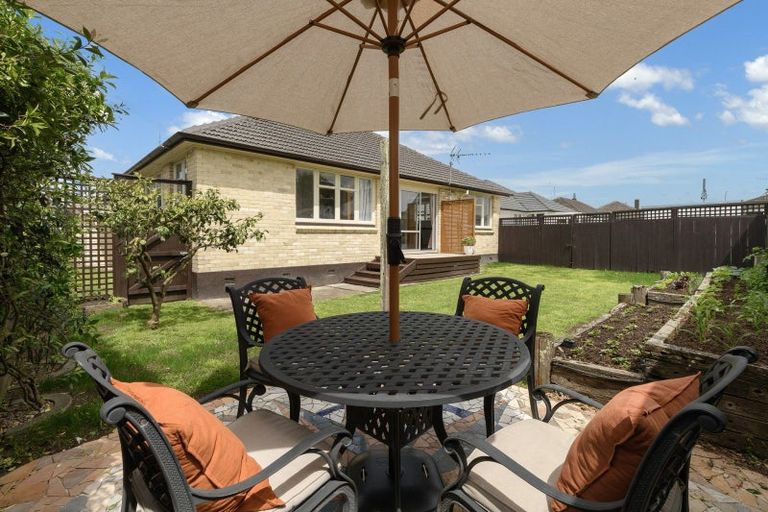 Photo of property in 2/935 Cameron Road, Gate Pa, Tauranga, 3112
