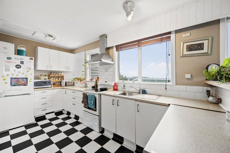 Photo of property in 126 Buckley Road, Southgate, Wellington, 6023