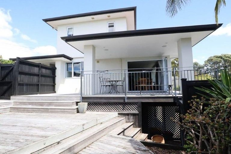 Photo of property in 1/88 Pah Road, Cockle Bay, Auckland, 2014