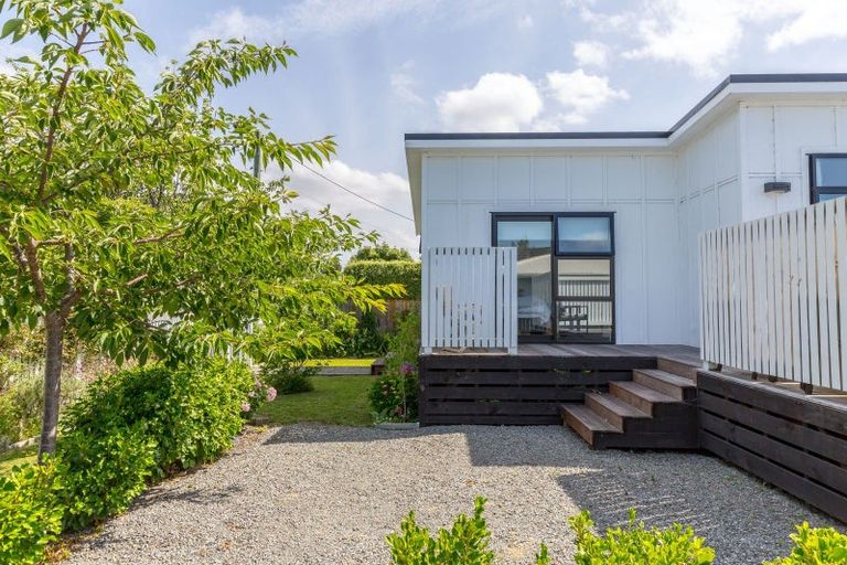 Photo of property in 24 Kempton Street, Greytown, 5712