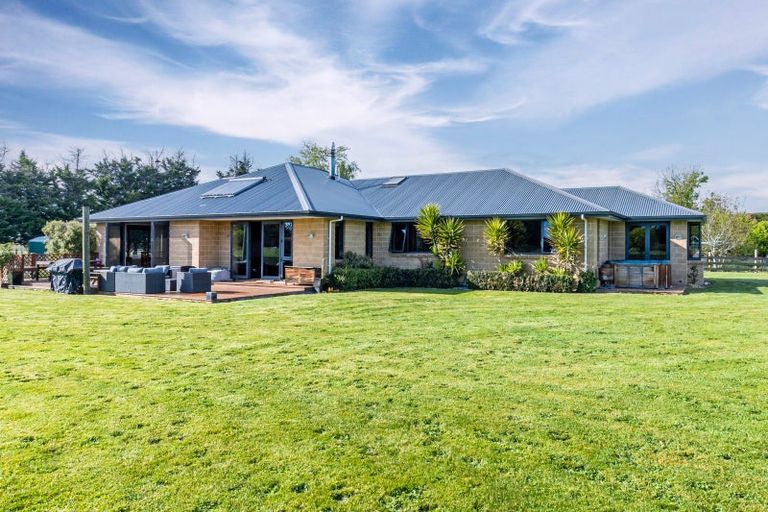 Photo of property in 492 Falvey Road, Levels, Timaru, 7975