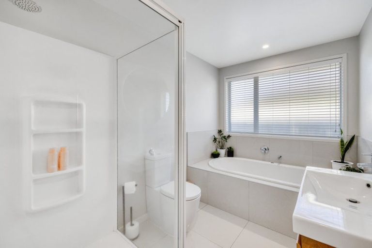 Photo of property in 610 Gloucester Road, Papamoa Beach, Papamoa, 3118