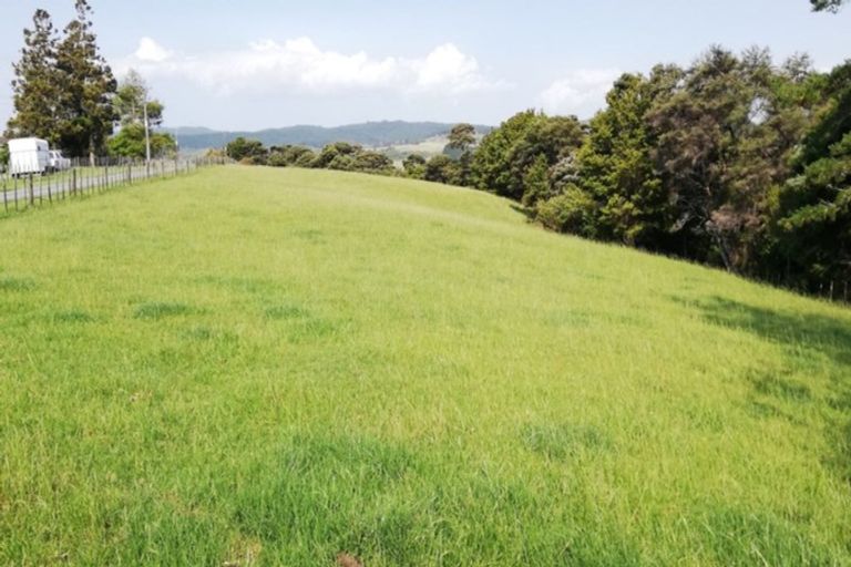 Photo of property in 186b Taylor Road, Waimauku, 0882