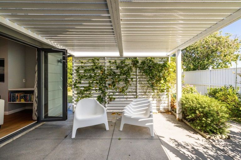 Photo of property in 12 Moorhouse Street, Taradale, Napier, 4112