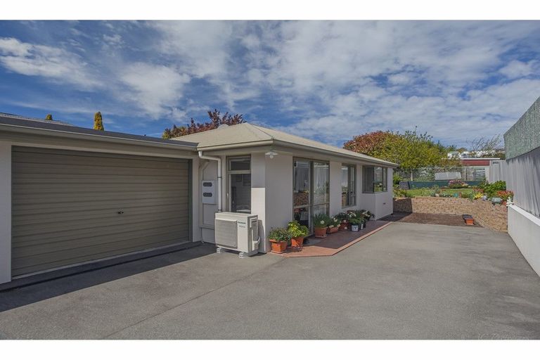 Photo of property in 2/92 Arthur Street, Seaview, Timaru, 7910