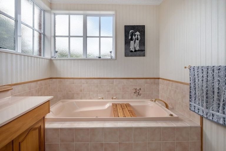 Photo of property in 17 Fenton Terrace, Te Puke, 3119