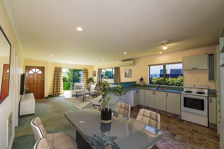 Photo of property in 13 Harris Street, Greenmeadows, Napier, 4112