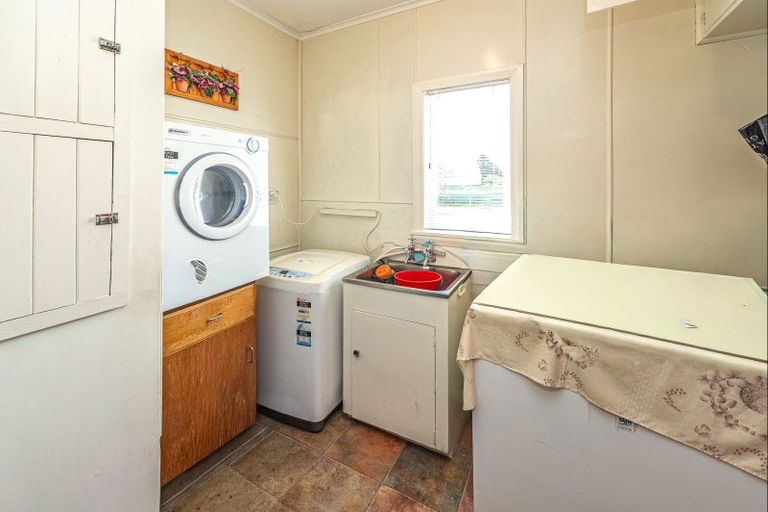 Photo of property in 12 Roberts Avenue, Aramoho, Whanganui, 4500