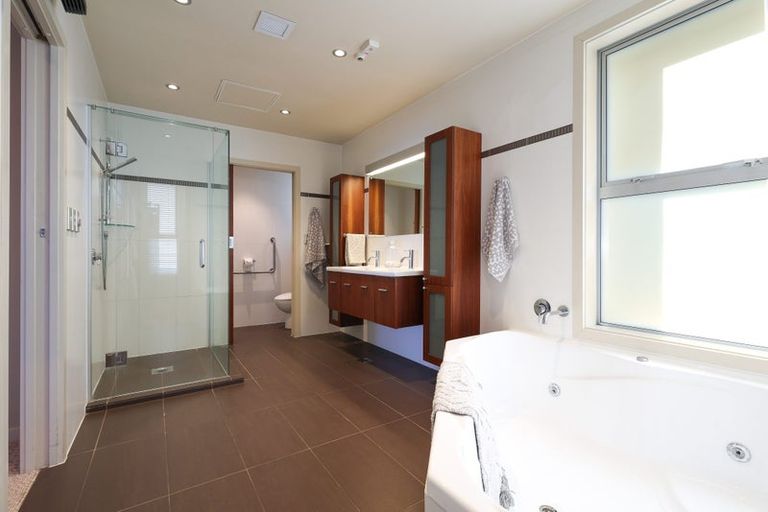 Photo of property in 6/275 Wakefield Quay, Stepneyville, Nelson, 7010