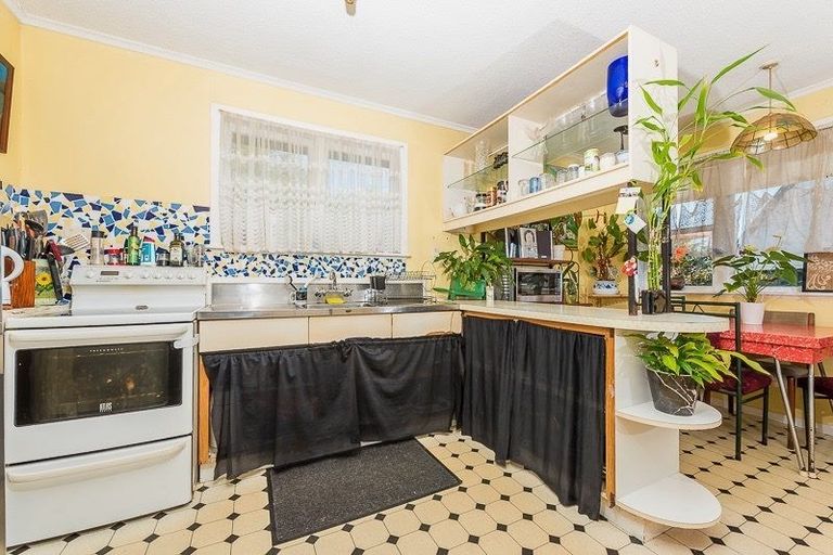 Photo of property in 1/5 Kohiwi Road, Manurewa, Auckland, 2102