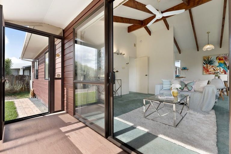 Photo of property in 3/388a West Coast Road, Glen Eden, Auckland, 0602