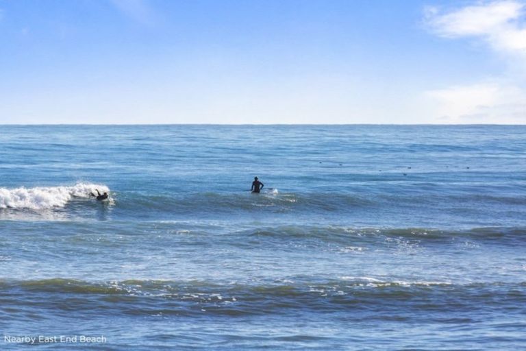 Photo of property in 1 Autere Street, Strandon, New Plymouth, 4312