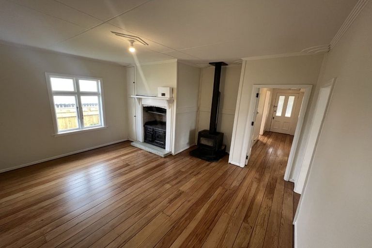 Photo of property in 50 George Street, Levin, 5510