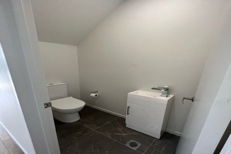 Photo of property in 4a Geordie Street, Henderson, Auckland, 0612