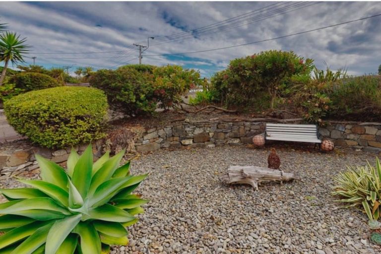 Photo of property in 93 Marine Parade, Paraparaumu Beach, Paraparaumu, 5032