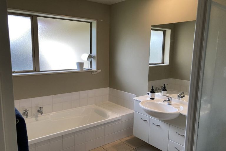 Photo of property in 25 Armour Place, Halswell, Christchurch, 8025