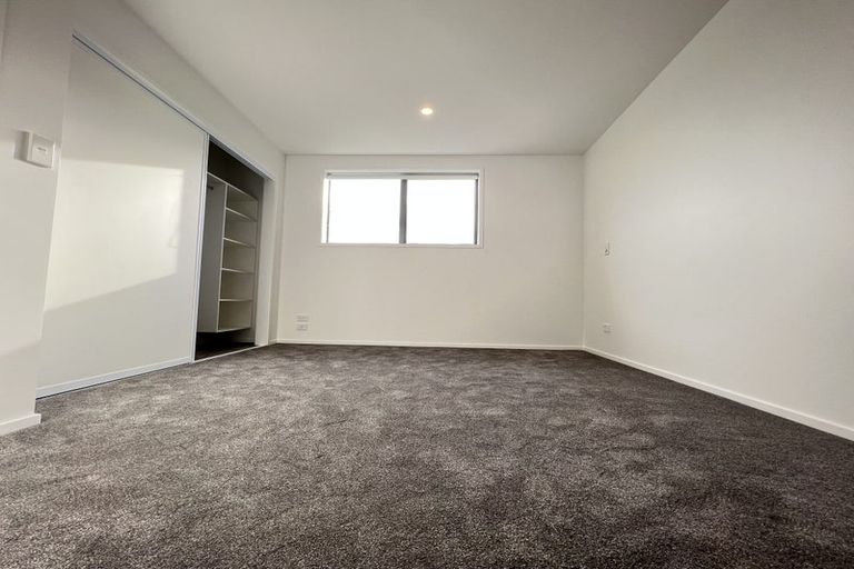 Photo of property in 17 Mohua Lane, Upper Riccarton, Christchurch, 8041