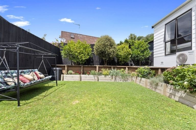 Photo of property in 46a Kaitemako Road, Welcome Bay, Tauranga, 3112