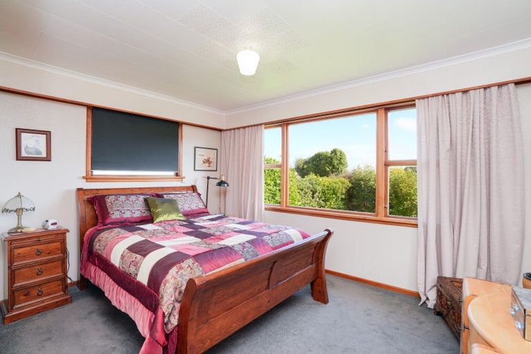 Photo of property in 17 Highfield Terrace, Newfield, Invercargill, 9812