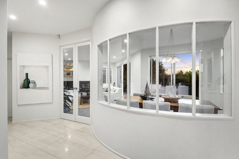 Photo of property in 1/56 Castor Bay Road, Castor Bay, Auckland, 0620