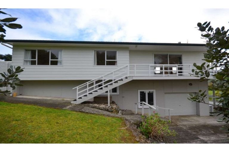 Photo of property in 83 Rangitane Loop Road, Kerikeri, 0294