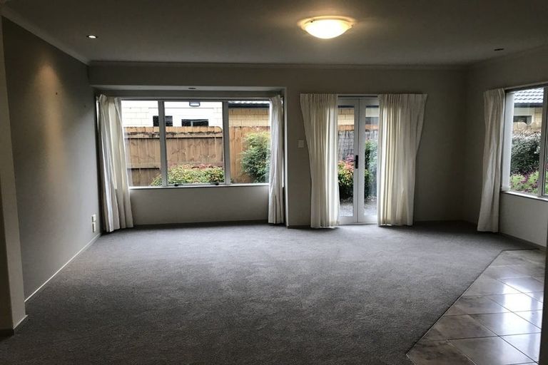 Photo of property in 7 Saint Clair Place, Papamoa Beach, Papamoa, 3118