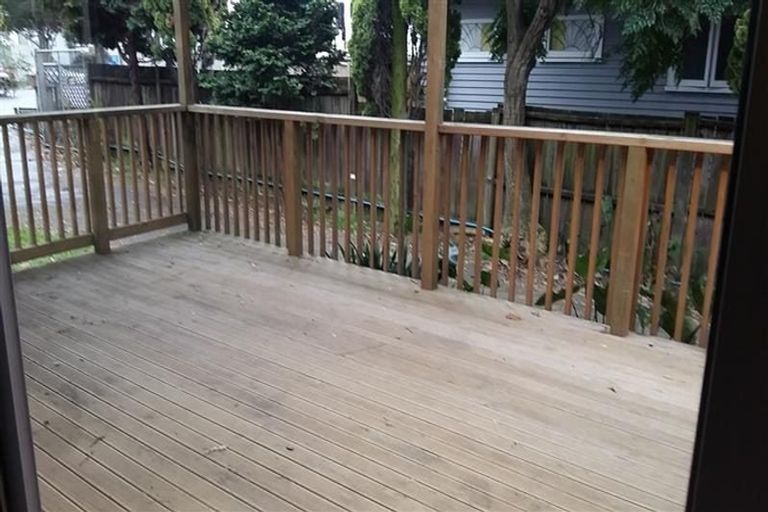 Photo of property in 1/324 Great South Road, Opaheke, Papakura, 2113