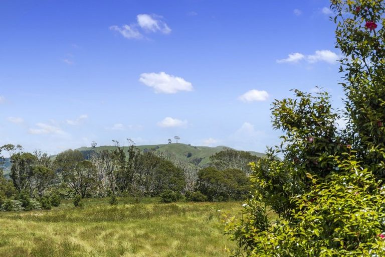 Photo of property in 114c Simpson Road, Papamoa Beach, Papamoa, 3118
