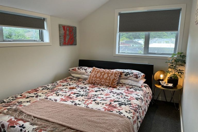 Photo of property in 23e Hinau Street, Tawa, Wellington, 5028
