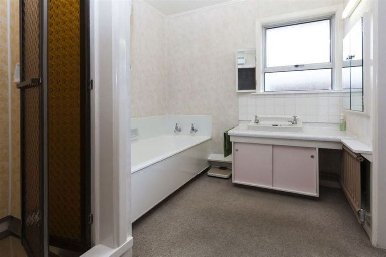 Photo of property in 60 Toorak Avenue, Avonhead, Christchurch, 8042