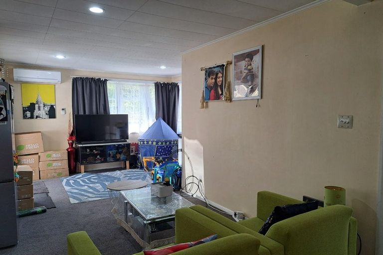 Photo of property in 1/27 Pharazyn Street, Melling, Lower Hutt, 5010