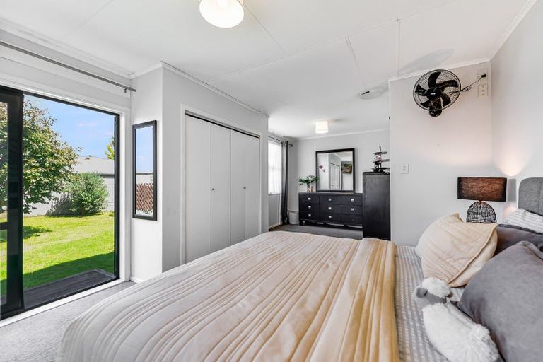 Photo of property in 25 Joanna Place, Deanwell, Hamilton, 3206