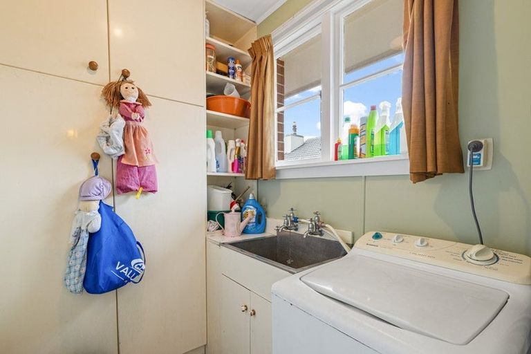 Photo of property in 413 Linwood Avenue, Bromley, Christchurch, 8062