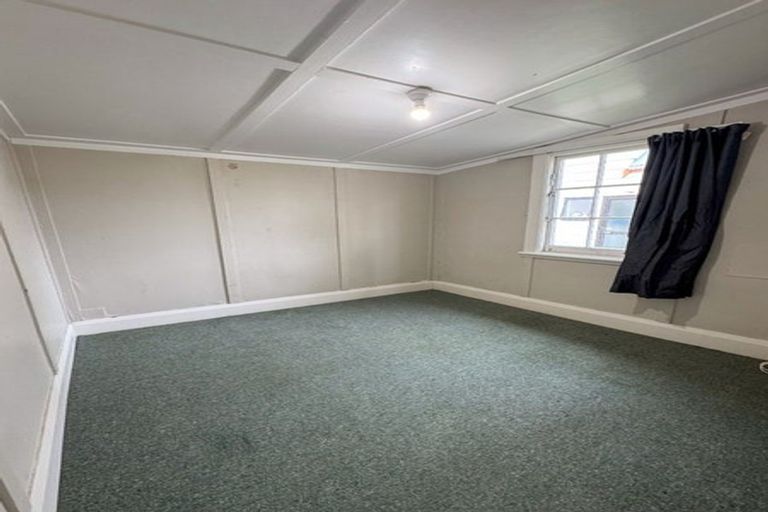 Photo of property in 48 Fitchett Street, Palmerston North, 4410