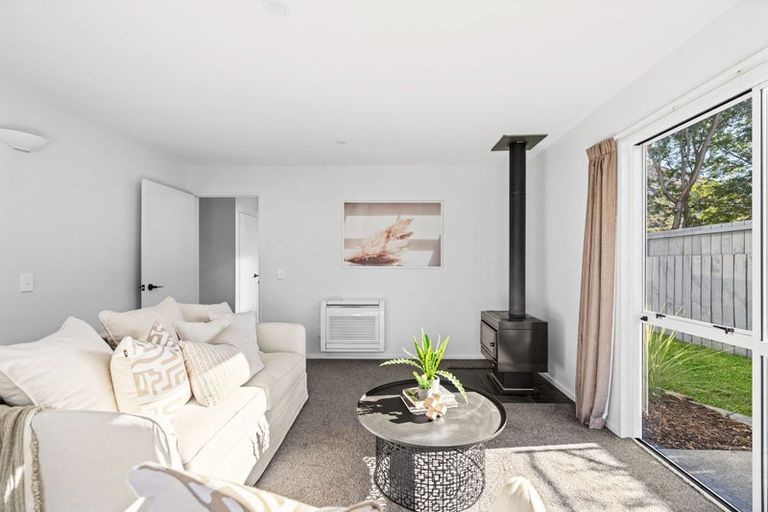 Photo of property in 28b Kawarau Place, Frankton, Queenstown, 9300