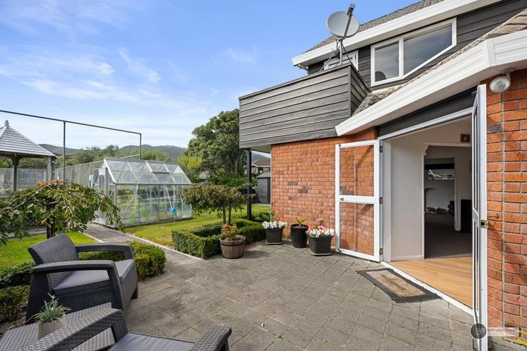 Photo of property in 10a Kauri Street, Woburn, Lower Hutt, 5011