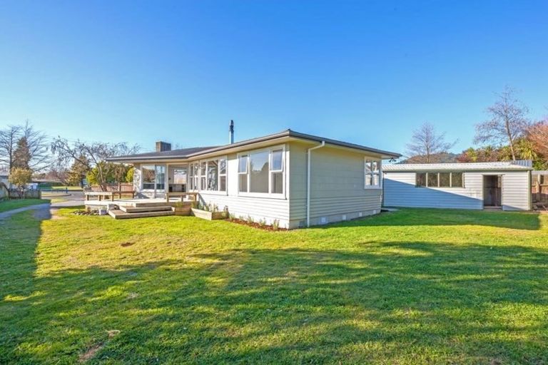 Photo of property in 86 Invergarry Road, Hilltop, Taupo, 3330