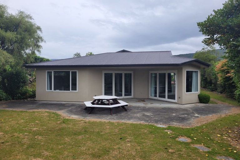 Photo of property in 35 View Street, Manapouri, 9679