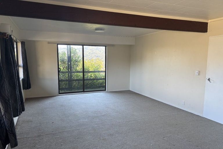 Photo of property in 4 Farrelly Grove, Fairfield, Lower Hutt, 5011